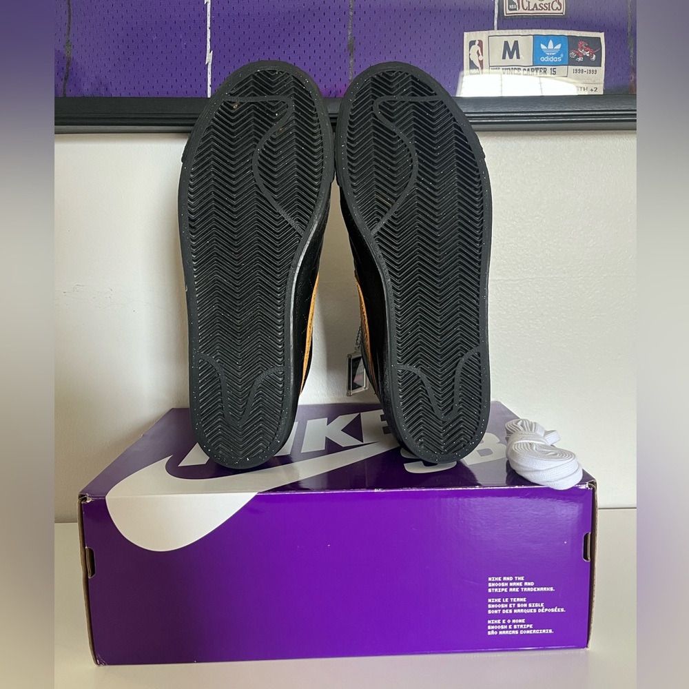 Nike SB Blazer Mid QS Supreme Black, Used (Size US Men’s 10.0) - Picture 5 of 5